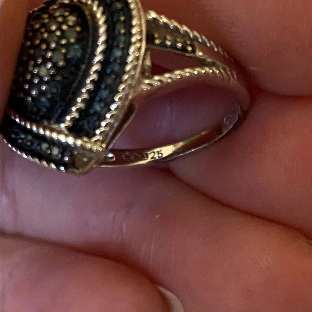 Blue diamond heart sterling ring - Picture 5 of 5